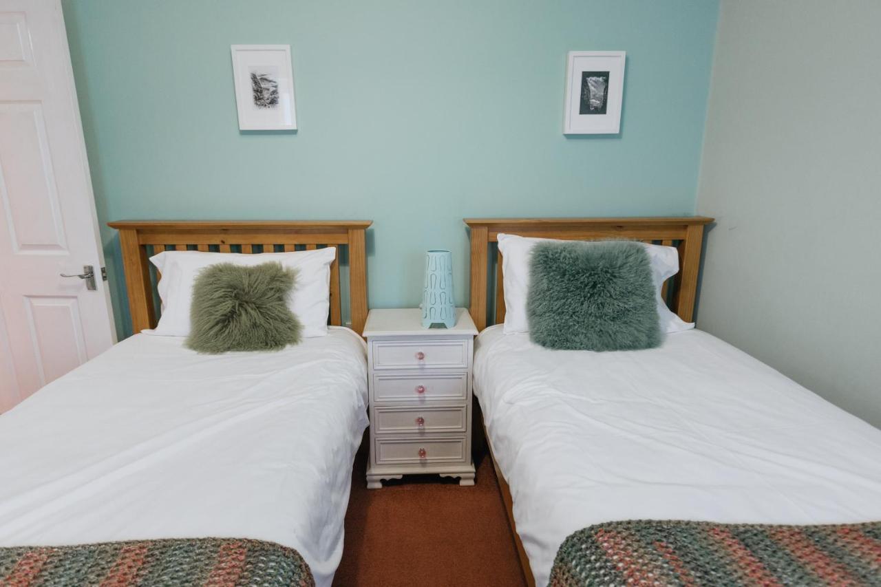 Gwynant Bach - Cosy 2 Bed Bungalow Cottage In Snowdonia National Park, Conwy, North Wales 外观 照片